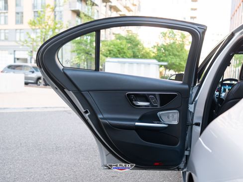 Used 2022 Mercedes-Benz C 300 4MATIC Sedan image 44