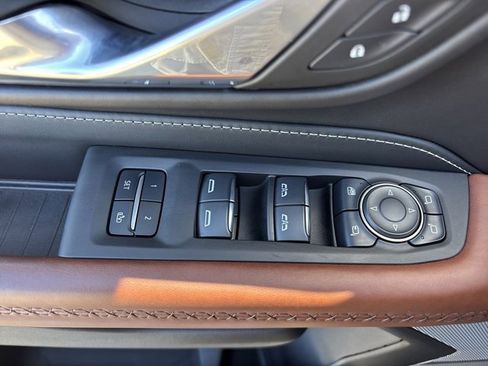 Used 2024 GMC Yukon Denali Ultimate w/ LPO, Floor Liner Package image 30