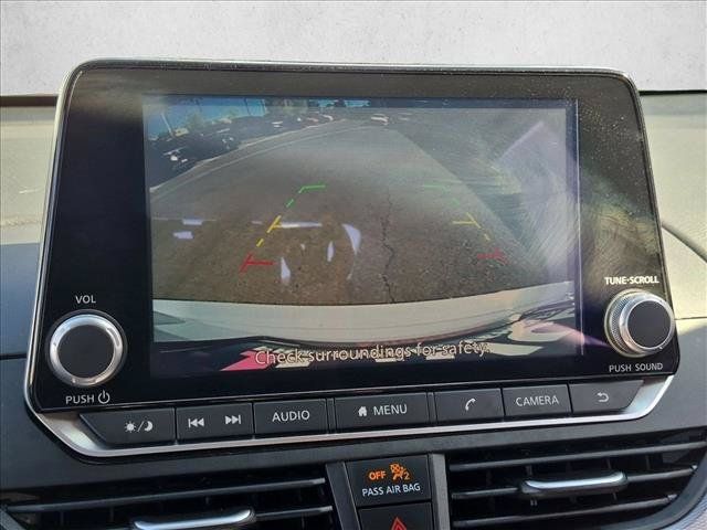 Used 2024 Nissan Altima 2.5 SR FWD image 13