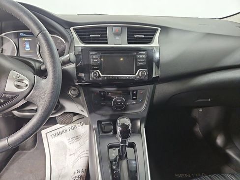 Used 2018 Nissan Sentra SV image 18