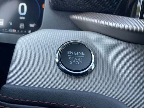 New 2026 Ford Explorer Active RWD image 15