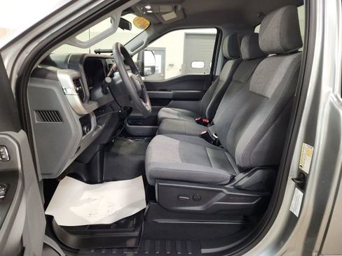 Used 2024 Ford F350 XLT AWD/4WD image 11