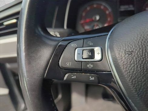 Used 2019 Volkswagen Jetta SE FWD image 19