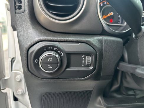 Used 2023 Jeep Gladiator Sport S image 22