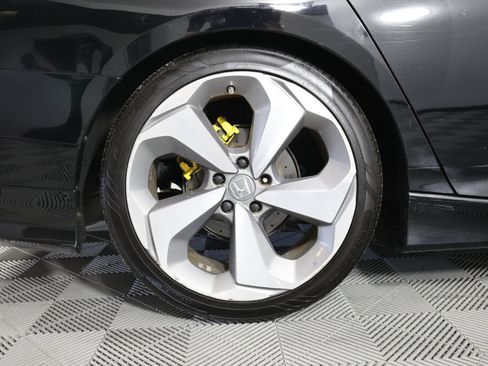 Used 2019 Honda Accord Sport image 7