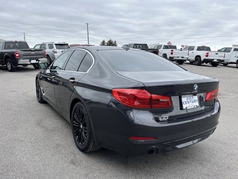 Used 2018 BMW 530i w/ Premium Package image 8