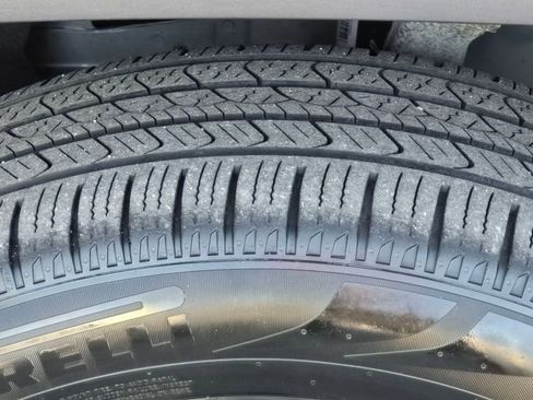 Used 2021 Jeep Grand Cherokee L Overland image 28