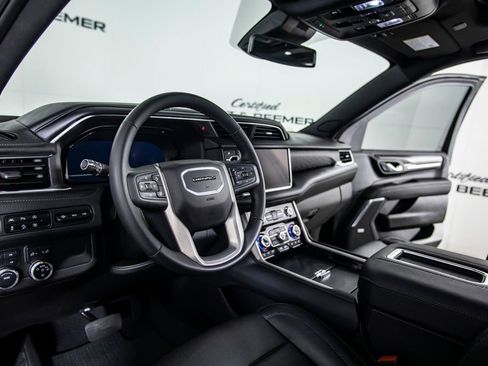 Used 2024 GMC Yukon XL Denali image 26