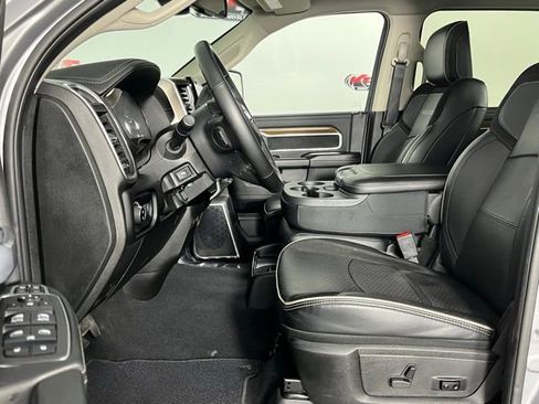 Used 2024 RAM 2500 Laramie image 25