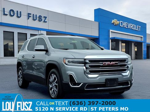 Used 2023 GMC Acadia SLT AWD/4WD image 1