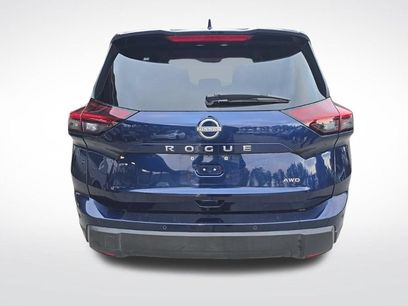 Used 2025 Nissan Rogue SV