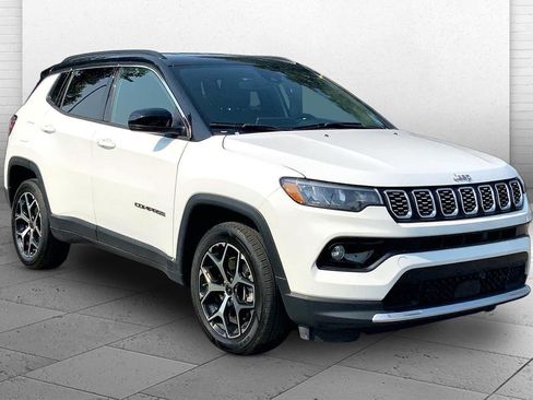 Used 2025 Jeep Compass Limited AWD/4WD image 1