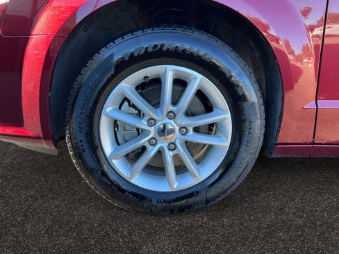 Used 2020 Dodge Grand Caravan SXT image 14