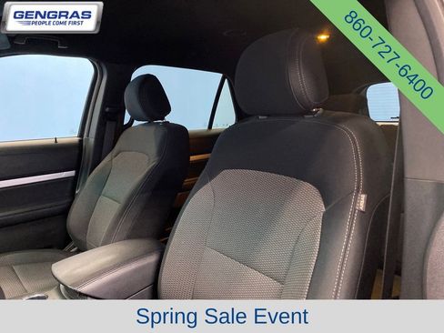 Used 2016 Ford Explorer XLT AWD/4WD image 8