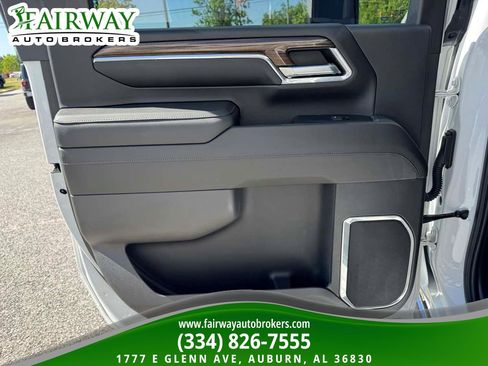 Used 2024 Chevrolet Silverado 3500 LT w/ Convenience Package image 27