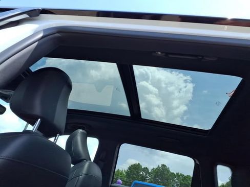 New 2026 Jeep Compass Limited w/ Sun, Sound & Navigation Group AWD/4WD image 6