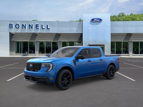 New 2026 Ford Maverick Lariat w/ Black Appearance Package image 1