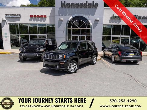 Used 2019 Jeep Renegade Latitude w/ Cold Weather Group AWD/4WD image 1
