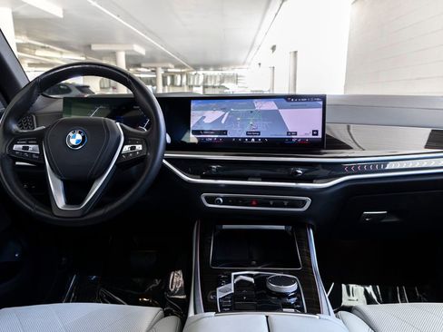 Certified 2024 BMW X5 xDrive50e w/ Premium Package AWD/4WD image 11