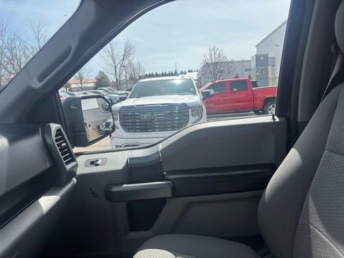 Used 2018 Ford F150 XLT w/ Equipment Group 302A Luxury AWD/4WD image 11