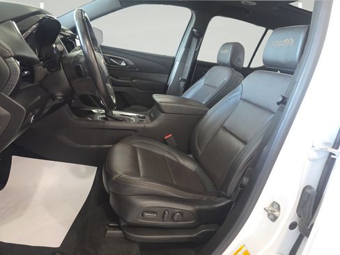 Used 2023 Chevrolet Traverse High Country AWD/4WD image 12