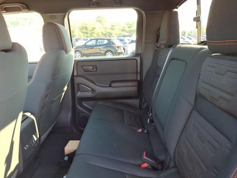 New 2026 Nissan Frontier PRO-4X w/ Pro-4x Convenience Package AWD/4WD image 7