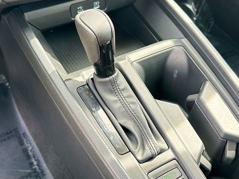 Certified 2025 Honda Accord SE image 15