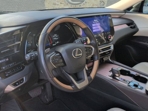 Certified 2025 Lexus RX 350 Premium Plus w/ Accessory Package (Z1) FWD image 7