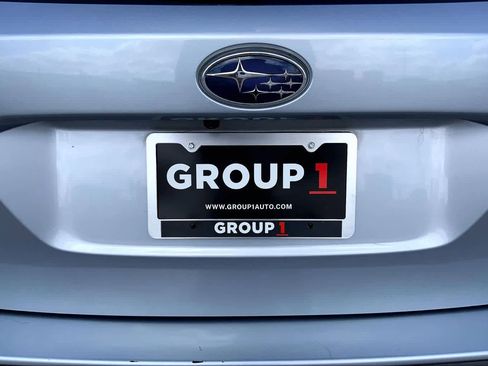 Used 2023 Subaru Outback Premium image 10