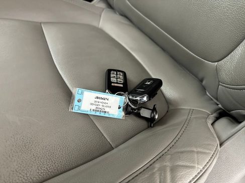Used 2018 Honda Odyssey Touring image 34