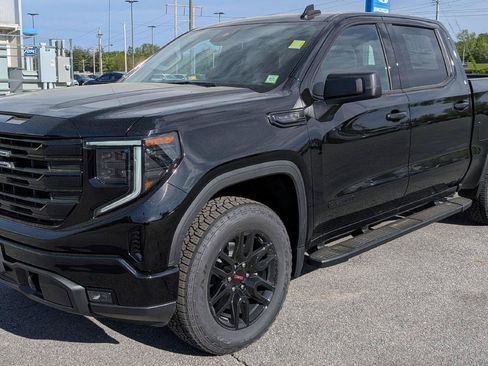 New 2026 GMC Sierra 1500 Elevation AWD/4WD image 3