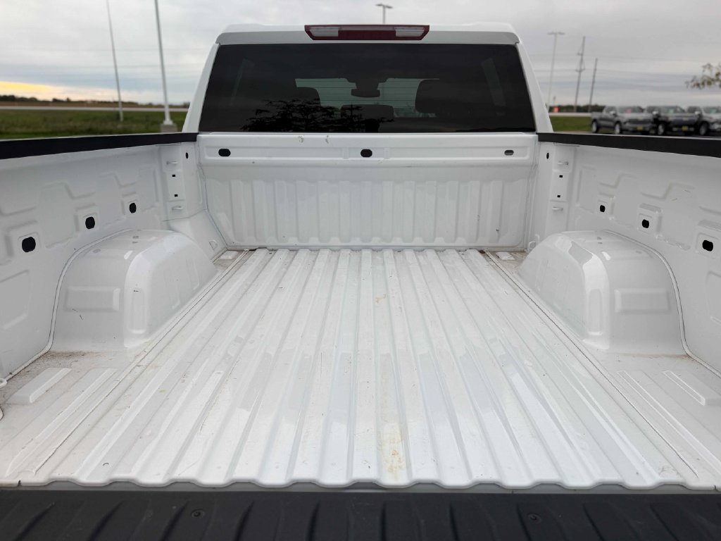 Used 2026 Chevrolet Silverado 1500 LT AWD/4WD image 16