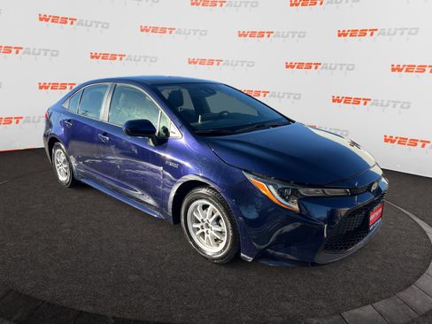 Used 2021 Toyota Corolla LE image 7