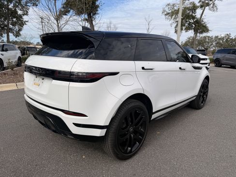 Used 2026 Land Rover Range Rover Evoque Dynamic SE image 3