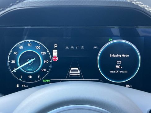 Used 2025 Hyundai Elantra SEL FWD image 32