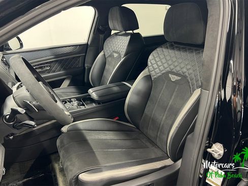 Used 2022 Bentley Bentayga Speed image 13