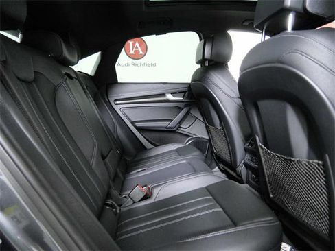 Used 2022 Audi SQ5 Prestige w/ Prestige Package image 13