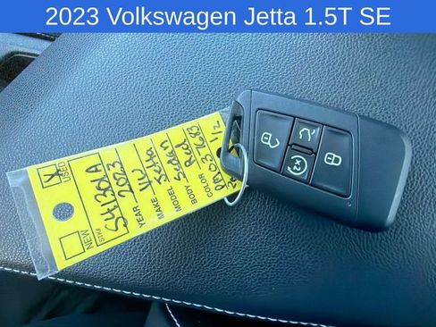Used 2023 Volkswagen Jetta SE w/ Panoramic Sunroof Package FWD image 22