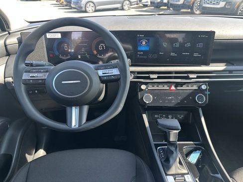 New 2025 Hyundai Tucson SEL image 17