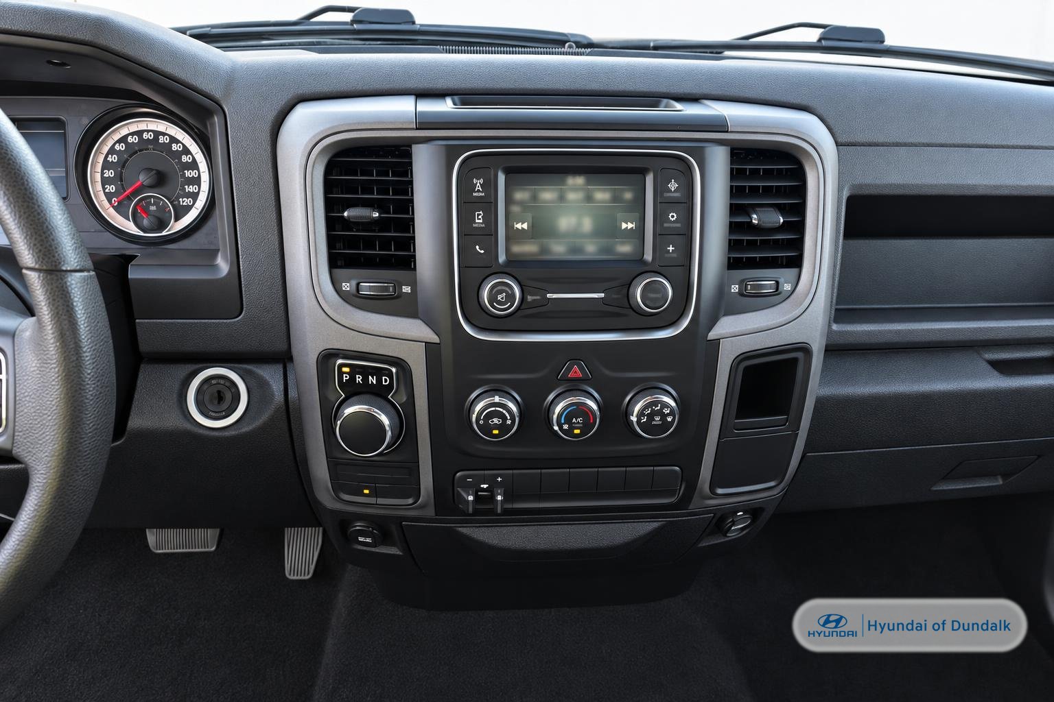 Used 2017 RAM 1500 Express AWD/4WD image 9