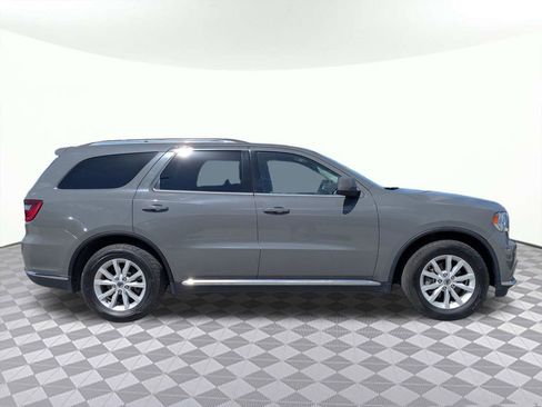 Used 2020 Dodge Durango SXT image 2