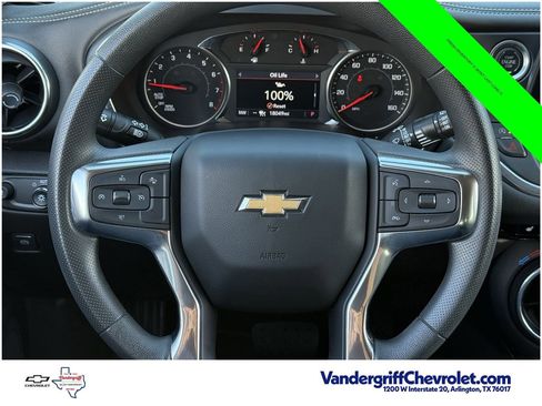 Used 2023 Chevrolet Blazer LT w/ Convenience Package FWD image 11