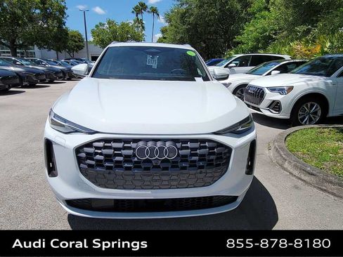 Certified 2025 Audi Q5 Premium w/ Premium Plus AWD/4WD image 16