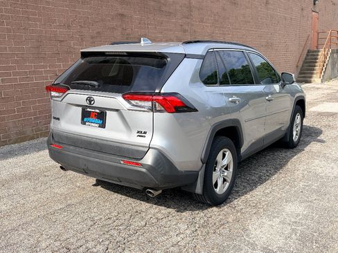 Used 2019 Toyota RAV4 XLE w/ Protection Package AWD/4WD image 5