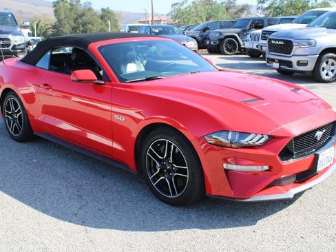 Used 2019 Ford Mustang GT Premium image 3