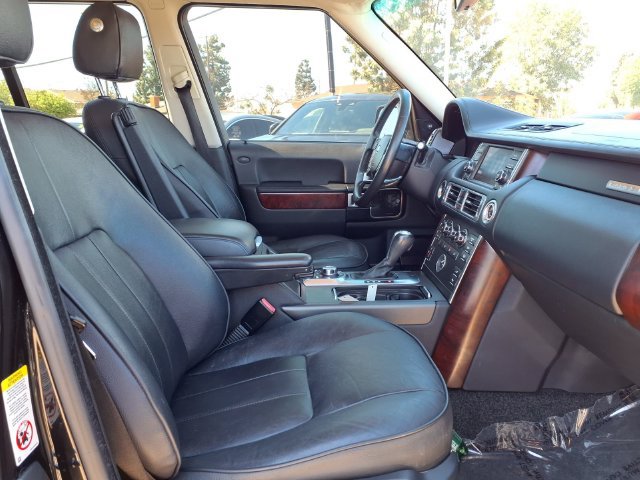 Used 2011 Land Rover Range Rover HSE AWD/4WD image 25