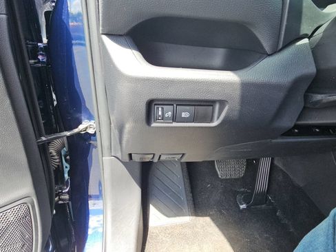 Certified 2025 Toyota RAV4 XLE AWD/4WD image 22