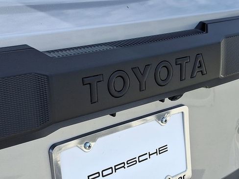 Used 2025 Toyota 4Runner TRD Off-Road Premium image 33