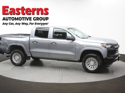 Used 2023 Chevrolet Colorado W/T RWD image 46