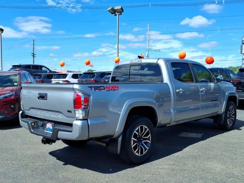 Certified 2021 Toyota Tacoma TRD Sport AWD/4WD image 6